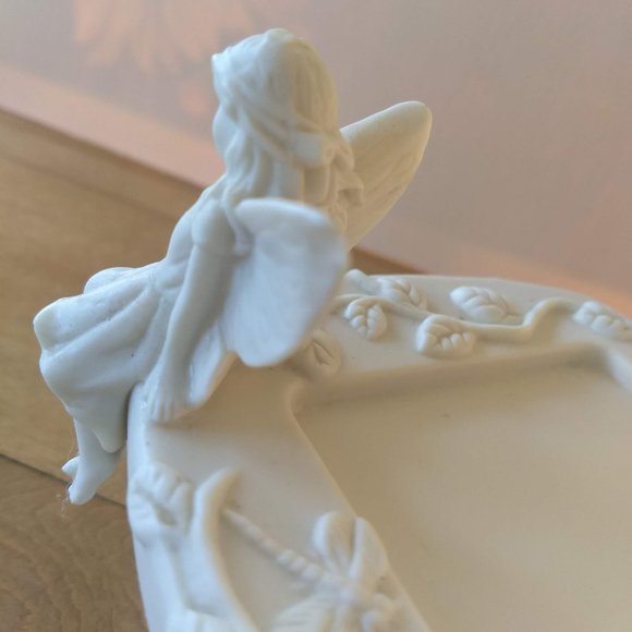 Partylite Enchantment Duo Fairy Ivory Porcelain Square Pillar Candleholders Boy - Picture 10 of 13